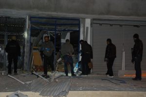 Alışveriş merkezine bombalı saldırı!