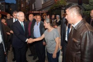 Kılı&ccedil;daroğlu, Silopi'de şehit olan polis Yaşar Yavaş'ın ailesini ziyaret etti