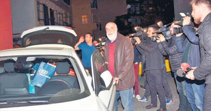 70'inci yaşa bol hediyeli kutlama...