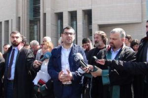 "Yargıya g&uuml;venin. Biz başka mahallenin &ccedil;ocukları değiliz..."