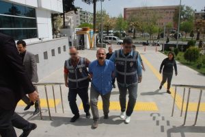 8 aydır aranan DBP İl Eş Başkanı yakalandı