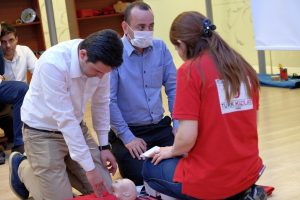 Bursa'da belediye personeline ilk yardım eğitimi