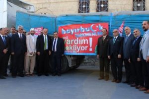 Sivas'tan Bayırbucak T&uuml;rkmenleri'ne 1 TIR dolusu un