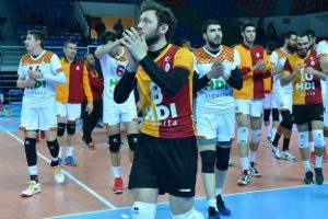 Galatasaray galibiyetle başladı!