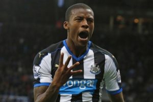 İtalyanlar Wijnaldum'un peşinde