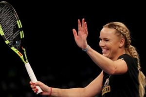 Caroline Wozniacki, sakatlığı nedeniyle İstanbul Cup'tan &ccedil;ekildiğini a&ccedil;ıkladı