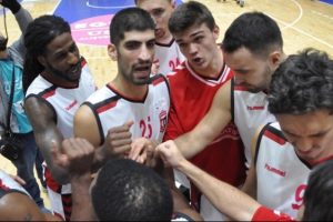 Muratbey Uşak Sportif'e dev ekran