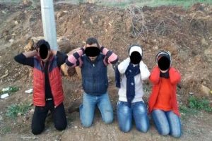 Kilis sınırında yabancı &uuml;lke vatandaşı 4 PYD'li yakalandı
