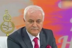 İzleyiciyi yayından aldırdı