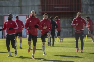 S&uuml;per Lig ekibinde şok kadro dışı!