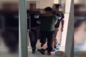 Su&ccedil; makinesinin yakalanma anı kamerada