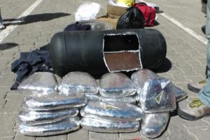 Diyarbakır'da 372 kilo esrar ele ge&ccedil;irildi