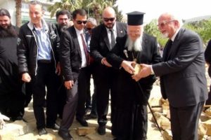 İmece yola bir taş da Bartholomeos'tan