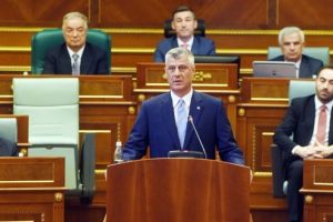 Kosova'da yeni Cumhurbaşkanı g&ouml;revi devraldı