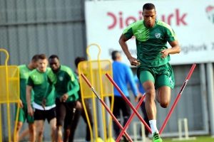 Bursaspor'da Beşiktaş hazırlığı s&uuml;r&uuml;yor