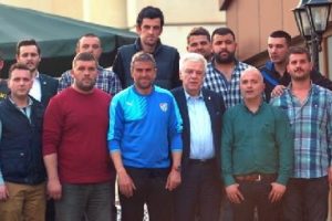 Bursasporlu taraftarlar Başkan Ali Ay'la bir araya geldi