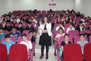 Facebook ergenlerde depresyona neden oluyor