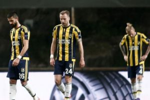 Fenerbah&ccedil;e'nin Arena'da galibiyetten başka &ccedil;aresi yok