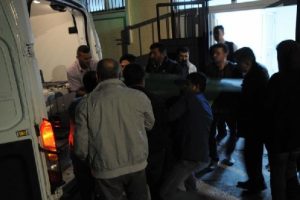 Ayrı yaşadığı kocası tarafından &ouml;ld&uuml;r&uuml;ld&uuml;