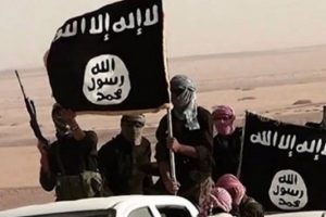 IŞİD T&uuml;rkiye sınırındaki El Rai kasabasını ele ge&ccedil;irdi