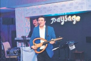 'M&uuml;zik herkesi birleştiren bir dil'