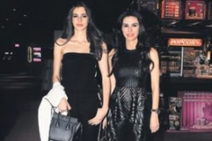 Anne-kız gala gecesinde...