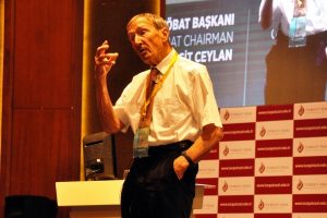 Nobel &ouml;d&uuml;ll&uuml; bilim adamı başarının sırrını a&ccedil;ıkladı