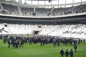 Beşiktaş'ın Bursaspor ve GSGM biletlerini de sattığı ortaya &ccedil;ıktı
