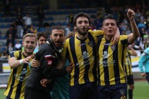 Buca kazandı, Tarsus veda etti!