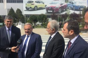 Bursa Valisi Karaloğlu'ndan OYAK Renault'a ziyaret