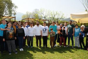 Renk Otizm'e &Ccedil;ubuklu Et'den anlamlı destek...