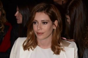 Sinem Kobal'dan &ccedil;ifte balayı...