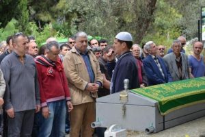 Gazeteci Ayhan Yılmaz toprağa verildi