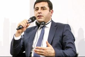 Demirtaş: &Ouml;zerklik ilanıyla sonu&ccedil; elde edilemez