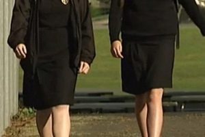 Yeni Zelanda'daki lisede diz &uuml;st&uuml; etek yasağı