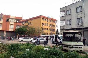 Hurda midib&uuml;ste esrar satan 4 kişi yakalandı