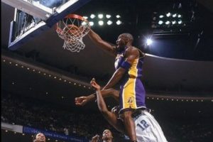 Kobe son kez parkeye &ccedil;ıkacak