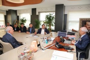 Bozbey: &Uuml;lkenin b&uuml;t&uuml;n renklerine sahip &ccedil;ıkmalıyız