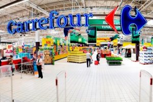 CarrefourSA'nın, "Gezegen C" şenliği s&uuml;r&uuml;yor