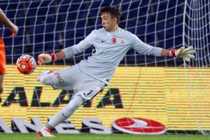 Muslera, Galatasaray kariyerindeki 200. resmi ma&ccedil;ına &ccedil;ıkacak