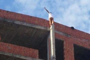 Eşinden boşanan gen&ccedil; intihara kalkıştı