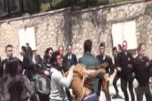 Anadolu &Uuml;niversitesi'nde gerginlik: 9 yaralı