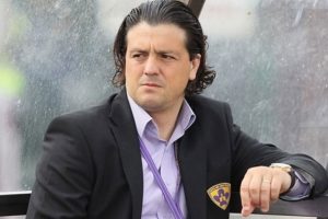 Efsaneden M&uuml;sl&uuml;man futbolculara hakaret!