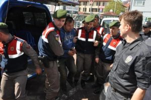 2 ay &ouml;nce cezaevinden &ccedil;ıktı, cinsel istismardan yine g&ouml;zaltına alındı