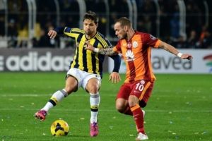 Galatasaray - Fenerbah&ccedil;e ilk 11'ler belli oldu