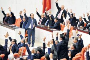 Şehidin anne ve babasına iş imkanı