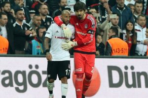 Ricardo Quaresma kırmızı kart i&ccedil;in pişman
