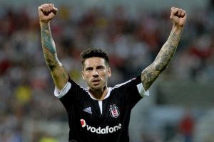 Beşiktaş'tan ''5'' g&ouml;ndermesi!