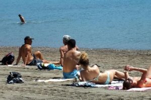 Marmaris plajları hareketlendi
