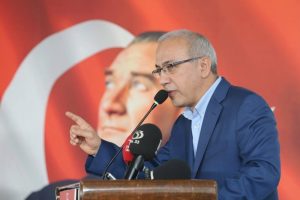 'Yeni anayasa'ya erteleme yok!